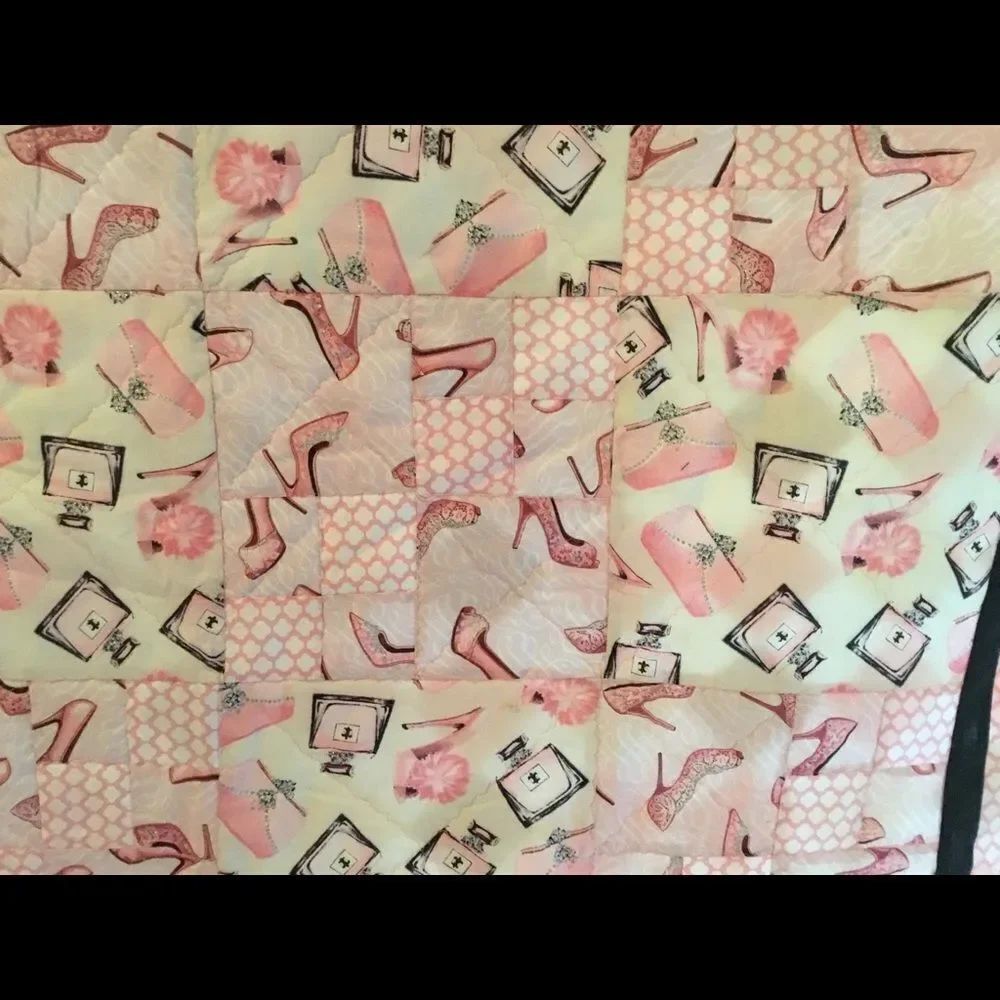 Handmade Quilt - Picture 14 of 16